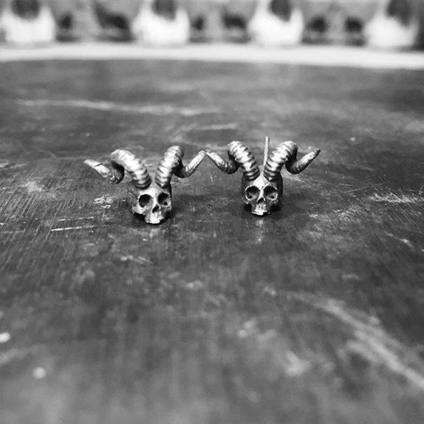 Goats angle skull stud earrings 925 silver goats angle skull earrings