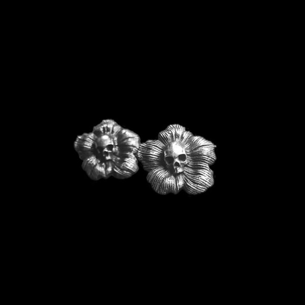 Poppy flower skull ear nail 925 sterling silver Poppy flower skull earring FCS23