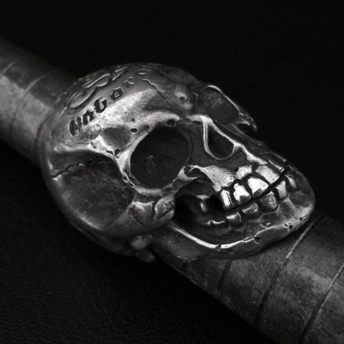 Huge skull ring - The favorite of domineering men