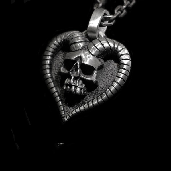Heart shaped skull Goat horn 925 silver necklace pendant SSP89