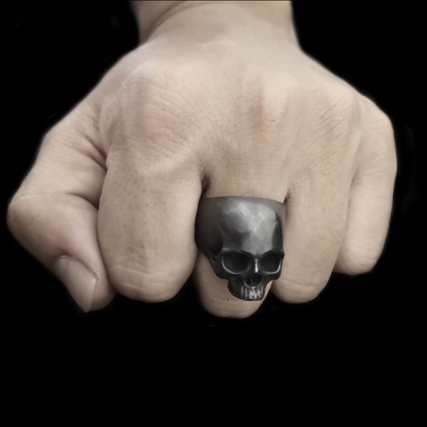 Pinky rings for men Redefining the Mens Silver Skull jewelry