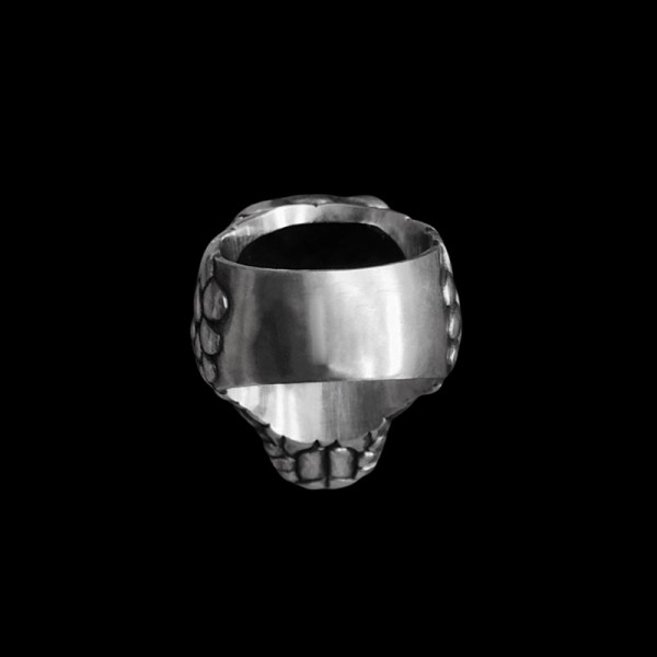 Silver snake rings unlocking the Black Mamba Kobe Spirit
