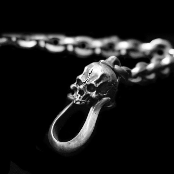 Classic Skull Bracelet stands as a timeless emblem of edgy sophistication